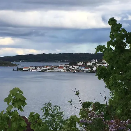 別荘 Hus Havsutsikt Kragerø